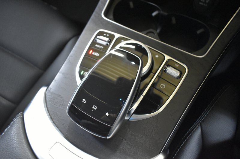 メルセデスベンツ Cクラス C200ﾜｺﾞﾝ ｽﾎﾟｰﾂ ﾚｰﾀﾞｰｾｰﾌﾃｨP 1ｵｰﾅｰ 革 AMGｴｱﾛ18AW ﾃﾞｨｽﾄﾛﾆｯｸ ﾌﾞﾗｲﾝﾄﾞｽﾎﾟｯﾄ ﾚｰﾝｷｰﾌﾟ ﾊﾟｰｷﾝｸﾞﾊﾟｲﾛｯﾄ ﾊﾟｰｸﾄﾛﾆｯｸ ｷｰﾚｽｺﾞｰ ﾅﾋﾞTV Bｶﾒﾗ ｵｰﾄﾃｰﾙｹﾞｰﾄ 2年保証