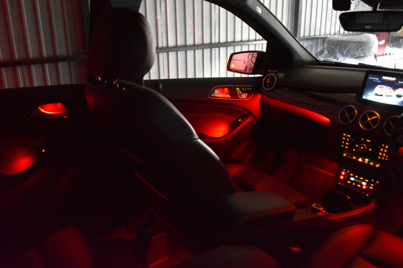 メルセデスベンツ Bクラス B250 4ﾏﾁｯｸ ｽﾎﾟｰﾂ ﾚｻﾞｰｴｸｽｸﾙｰｼﾌﾞP ﾚｰﾀﾞｰｾｰﾌﾃｨP ﾊﾟﾉﾗﾏSR ﾋｰﾀｰ革 ﾃﾞｨｽﾄﾛ ﾌﾞﾗｲﾝﾄﾞS ｷｰﾚｽGo ﾊｰﾏﾝK 地ﾃﾞｼﾞBｶﾒﾗ ﾏﾙﾁｱﾝﾋﾞｴﾝﾄ LEDﾗｲﾄ