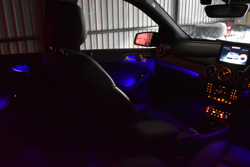 メルセデスベンツ Bクラス B250 4ﾏﾁｯｸ ｽﾎﾟｰﾂ ﾚｻﾞｰｴｸｽｸﾙｰｼﾌﾞP ﾚｰﾀﾞｰｾｰﾌﾃｨP ﾊﾟﾉﾗﾏSR ﾋｰﾀｰ革 ﾃﾞｨｽﾄﾛ ﾌﾞﾗｲﾝﾄﾞS ｷｰﾚｽGo ﾊｰﾏﾝK 地ﾃﾞｼﾞBｶﾒﾗ ﾏﾙﾁｱﾝﾋﾞｴﾝﾄ LEDﾗｲﾄ