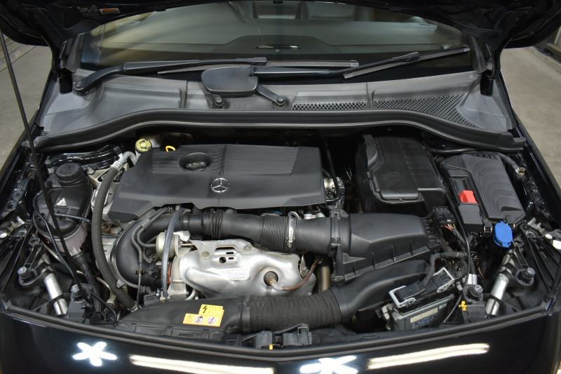 メルセデスベンツ Bクラス B250 4ﾏﾁｯｸ ｽﾎﾟｰﾂ ﾚｻﾞｰｴｸｽｸﾙｰｼﾌﾞP ﾚｰﾀﾞｰｾｰﾌﾃｨP ﾊﾟﾉﾗﾏSR ﾋｰﾀｰ革 ﾃﾞｨｽﾄﾛ ﾌﾞﾗｲﾝﾄﾞS ｷｰﾚｽGo ﾊｰﾏﾝK 地ﾃﾞｼﾞBｶﾒﾗ ﾏﾙﾁｱﾝﾋﾞｴﾝﾄ LEDﾗｲﾄ