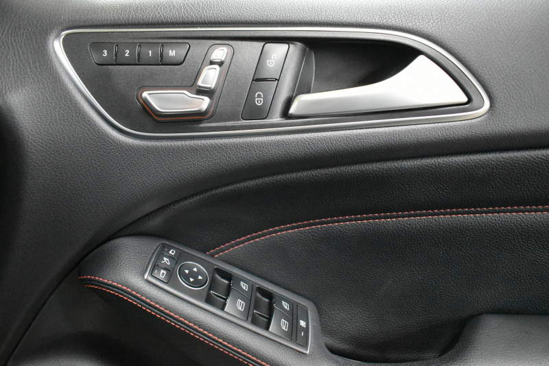 メルセデスベンツ Bクラス B250 4ﾏﾁｯｸ ｽﾎﾟｰﾂ ﾚｻﾞｰｴｸｽｸﾙｰｼﾌﾞP ﾚｰﾀﾞｰｾｰﾌﾃｨP ﾊﾟﾉﾗﾏSR ﾋｰﾀｰ革 ﾃﾞｨｽﾄﾛ ﾌﾞﾗｲﾝﾄﾞS ｷｰﾚｽGo ﾊｰﾏﾝK 地ﾃﾞｼﾞBｶﾒﾗ ﾏﾙﾁｱﾝﾋﾞｴﾝﾄ LEDﾗｲﾄ