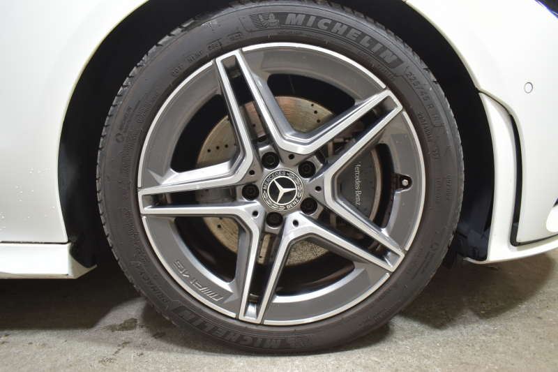 メルセデスベンツ CLAクラス CLA200d AMGﾗｲﾝ AMGﾚｻﾞｰｴｸｽｸﾙｰｼﾌﾞP ｱﾄﾞﾊﾞﾝｽﾄﾞP ﾅﾋﾞｹﾞｰｼｮﾝP ﾚｰﾀﾞｰｾｰﾌﾃｨP ﾊﾟﾉﾗﾏｻﾝﾙｰﾌ 革 AMGｴｱﾛ18AW MBUXﾅﾋﾞTV HUD 360ｶﾒﾗ ｱﾄﾞﾊﾞﾝｽﾄﾞｻｳﾝﾄﾞ ﾃﾞｨｽﾄﾛ ﾌﾞﾗｲﾝﾄﾞS ﾚｰﾝｷｰﾌﾟ ﾌｯﾄﾄﾗﾝｸ ｷｰﾚｽｺﾞｰ 2年保証