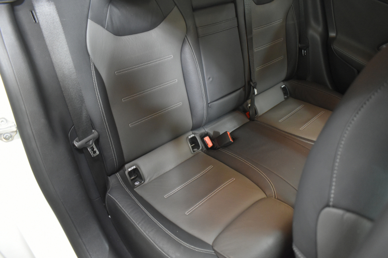 メルセデスベンツ CLAクラス CLA200d AMGﾗｲﾝ AMGﾚｻﾞｰｴｸｽｸﾙｰｼﾌﾞP ｱﾄﾞﾊﾞﾝｽﾄﾞP ﾅﾋﾞｹﾞｰｼｮﾝP ﾚｰﾀﾞｰｾｰﾌﾃｨP ﾊﾟﾉﾗﾏｻﾝﾙｰﾌ 革 AMGｴｱﾛ18AW MBUXﾅﾋﾞTV HUD 360ｶﾒﾗ ｱﾄﾞﾊﾞﾝｽﾄﾞｻｳﾝﾄﾞ ﾃﾞｨｽﾄﾛ ﾌﾞﾗｲﾝﾄﾞS ﾚｰﾝｷｰﾌﾟ ﾌｯﾄﾄﾗﾝｸ ｷｰﾚｽｺﾞｰ 2年保証