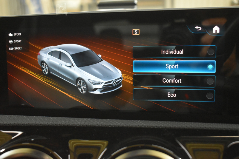 メルセデスベンツ CLAクラス CLA200d AMGﾗｲﾝ AMGﾚｻﾞｰｴｸｽｸﾙｰｼﾌﾞP ｱﾄﾞﾊﾞﾝｽﾄﾞP ﾅﾋﾞｹﾞｰｼｮﾝP ﾚｰﾀﾞｰｾｰﾌﾃｨP ﾊﾟﾉﾗﾏｻﾝﾙｰﾌ 革 AMGｴｱﾛ18AW MBUXﾅﾋﾞTV HUD 360ｶﾒﾗ ｱﾄﾞﾊﾞﾝｽﾄﾞｻｳﾝﾄﾞ ﾃﾞｨｽﾄﾛ ﾌﾞﾗｲﾝﾄﾞS ﾚｰﾝｷｰﾌﾟ ﾌｯﾄﾄﾗﾝｸ ｷｰﾚｽｺﾞｰ 2年保証