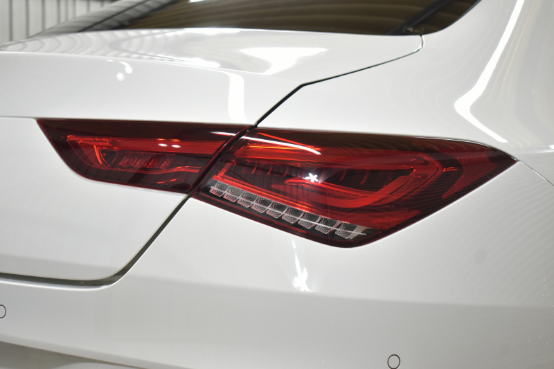 メルセデスベンツ CLAクラス CLA200d AMGﾗｲﾝ AMGﾚｻﾞｰｴｸｽｸﾙｰｼﾌﾞP ｱﾄﾞﾊﾞﾝｽﾄﾞP ﾅﾋﾞｹﾞｰｼｮﾝP ﾚｰﾀﾞｰｾｰﾌﾃｨP ﾊﾟﾉﾗﾏｻﾝﾙｰﾌ 革 AMGｴｱﾛ18AW MBUXﾅﾋﾞTV HUD 360ｶﾒﾗ ｱﾄﾞﾊﾞﾝｽﾄﾞｻｳﾝﾄﾞ ﾃﾞｨｽﾄﾛ ﾌﾞﾗｲﾝﾄﾞS ﾚｰﾝｷｰﾌﾟ ﾌｯﾄﾄﾗﾝｸ ｷｰﾚｽｺﾞｰ 2年保証