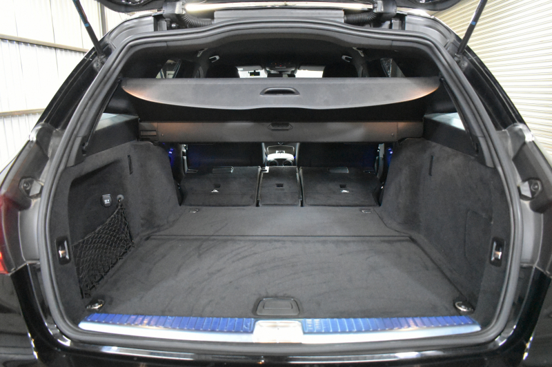 メルセデスベンツ Cクラス C200ﾜｺﾞﾝ AVG AMGﾗｲﾝ ﾚｰﾀﾞｰｾｰﾌﾃｨP 後期 AMGｴｱﾛ18AW ｴｱｻｽ 革 ﾃﾞｨｽﾄﾛﾆｯｸ ﾌﾞﾗｲﾝﾄﾞｽﾎﾟｯﾄ ﾚｰﾝｷｰﾌﾟ ﾅﾋﾞTV ﾊﾞｯｸｶﾒﾗ ｵｰﾄﾃｰﾙｹﾞｰﾄ ｷｰﾚｽｺﾞｰ 2年保証