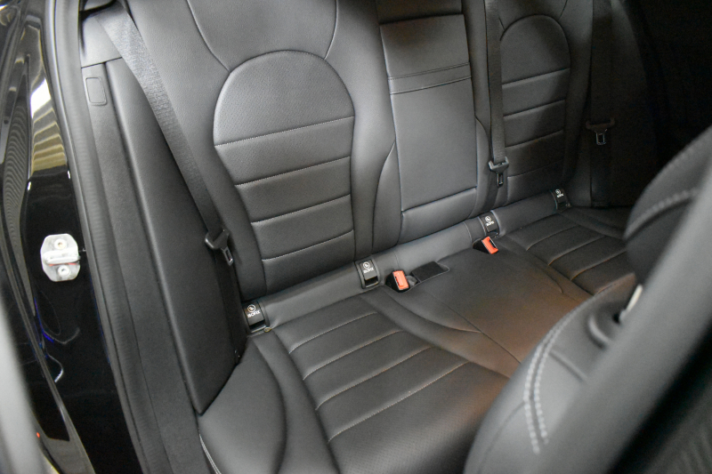 メルセデスベンツ Cクラス C200ﾜｺﾞﾝ AVG AMGﾗｲﾝ ﾚｰﾀﾞｰｾｰﾌﾃｨP 後期 AMGｴｱﾛ18AW ｴｱｻｽ 革 ﾃﾞｨｽﾄﾛﾆｯｸ ﾌﾞﾗｲﾝﾄﾞｽﾎﾟｯﾄ ﾚｰﾝｷｰﾌﾟ ﾅﾋﾞTV ﾊﾞｯｸｶﾒﾗ ｵｰﾄﾃｰﾙｹﾞｰﾄ ｷｰﾚｽｺﾞｰ 2年保証