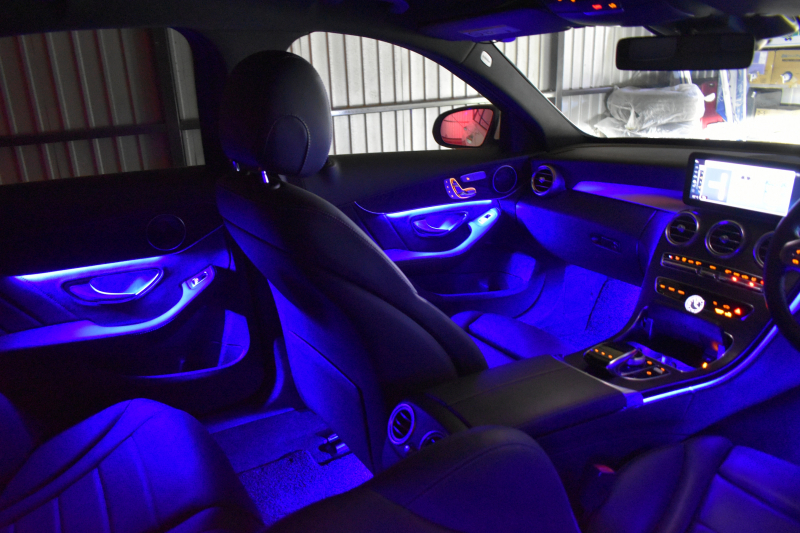 メルセデスベンツ Cクラス C220d ﾛｰﾚｳｽED ｽﾎﾟｰﾂﾌﾟﾗｽP ﾚｰﾀﾞｰｾｰﾌﾃｨP 後期 ﾋｰﾀｰ革 HUD ﾊﾞｯｸｶﾒﾗ 液晶ﾒｰﾀｰ ﾌｯﾄｹﾞｰﾄ ﾜｲﾔﾚｽC AMGｴｱﾛ18AW ﾃﾞｨｽﾄﾛ ﾌﾞﾗｲﾝﾄﾞS ﾅﾋﾞTV ｷｰﾚｽｺﾞｰ 2年保証