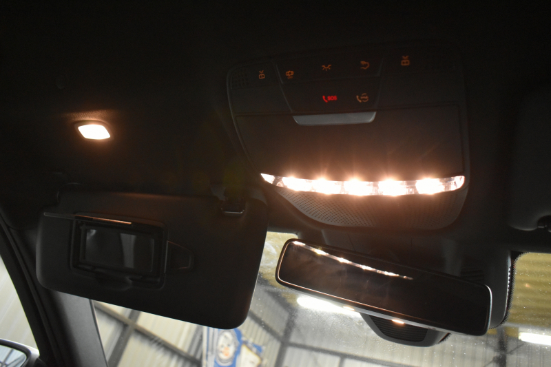 メルセデスベンツ Cクラス C220d ﾛｰﾚｳｽED ｽﾎﾟｰﾂﾌﾟﾗｽP ﾚｰﾀﾞｰｾｰﾌﾃｨP 後期 ﾋｰﾀｰ革 HUD ﾊﾞｯｸｶﾒﾗ 液晶ﾒｰﾀｰ ﾌｯﾄｹﾞｰﾄ ﾜｲﾔﾚｽC AMGｴｱﾛ18AW ﾃﾞｨｽﾄﾛ ﾌﾞﾗｲﾝﾄﾞS ﾅﾋﾞTV ｷｰﾚｽｺﾞｰ 2年保証