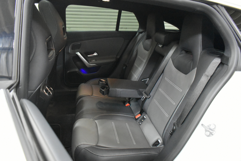 メルセデスベンツ CLAクラス CLA200d ｼｭｰﾃｨﾝｸﾞﾌﾞﾚｰｸ AMGﾗｲﾝ AMGﾚｻﾞｰｴｸｽｸﾙｰｼﾌﾞP ｱﾄﾞﾊﾞﾝｽﾄﾞP ﾅﾋﾞｹﾞｰｼｮﾝP ﾚｰﾀﾞｰｾｰﾌﾃｨP ﾊﾟ1ｵｰﾅｰ車両 ﾉﾗﾏｻﾝﾙｰﾌ 革 AMGｴｱﾛ18AW MBUXﾅﾋﾞTV HUD 360ｶﾒﾗ ﾃﾞｨｽﾄﾛ ﾌﾞﾗｲﾝﾄﾞS ﾚｰﾝｷｰﾌﾟ ﾌｯﾄｹﾞｰﾄ ｷｰﾚｽｺﾞｰ 2年保証