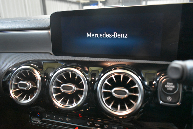 メルセデスベンツ CLAクラス CLA200d ｼｭｰﾃｨﾝｸﾞﾌﾞﾚｰｸ AMGﾗｲﾝ AMGﾚｻﾞｰｴｸｽｸﾙｰｼﾌﾞP ｱﾄﾞﾊﾞﾝｽﾄﾞP ﾅﾋﾞｹﾞｰｼｮﾝP ﾚｰﾀﾞｰｾｰﾌﾃｨP ﾊﾟ1ｵｰﾅｰ車両 ﾉﾗﾏｻﾝﾙｰﾌ 革 AMGｴｱﾛ18AW MBUXﾅﾋﾞTV HUD 360ｶﾒﾗ ﾃﾞｨｽﾄﾛ ﾌﾞﾗｲﾝﾄﾞS ﾚｰﾝｷｰﾌﾟ ﾌｯﾄｹﾞｰﾄ ｷｰﾚｽｺﾞｰ 2年保証