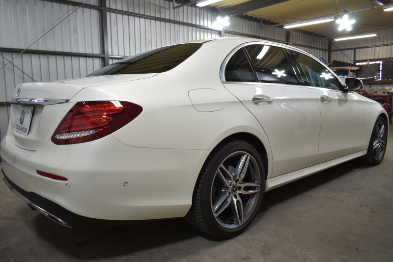 メルセデスベンツ Eクラス E300 AVG ｽﾎﾟｰﾂ ｴｸｽｸﾙｰｼﾌﾞ ﾚｰﾀﾞｰｾｰﾌﾃｨP 中期型 全席ﾋｰﾀｰ革 ﾃﾞｨｽﾄﾛ AMGｴｱﾛ19AW ｷｰGo ﾌｯﾄｹﾞｰﾄ ﾍｯﾄﾞｱｯﾌﾟD ﾌﾞﾙﾒｽﾀｰS ﾅﾋﾞTV 360ｶﾒﾗ 2年保証