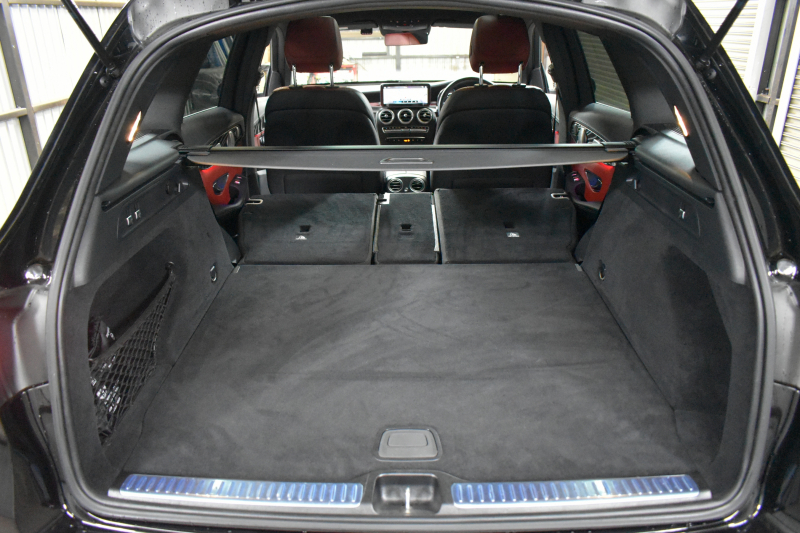 メルセデスベンツ GLC GLC220d 4ﾏﾁｯｸ  AMGﾗｲﾝ ﾚｻﾞｰｴｸｽｸﾙｰｼﾌﾞ ﾚｰﾀﾞｰｾｰﾌﾃｨP 後期型 1ｵｰﾅｰ車両 ｻﾝﾙｰﾌ 全席ﾋｰﾀｰ赤黒革 ﾃﾞｨｽﾄﾛﾆｯｸﾌﾟﾗｽ ﾌﾞﾗｲﾝﾄﾞｽﾎﾟｯﾄ ﾚｰﾝｷｰﾌﾟ AMGｴｱﾛ19AW ｷｰGO PTS ﾌｯﾄｹﾞｰﾄ HUD ﾌﾞﾙﾒｽﾀｰS 地ﾃﾞｼﾞﾅﾋﾞ 360ｶﾒﾗ 2年保証