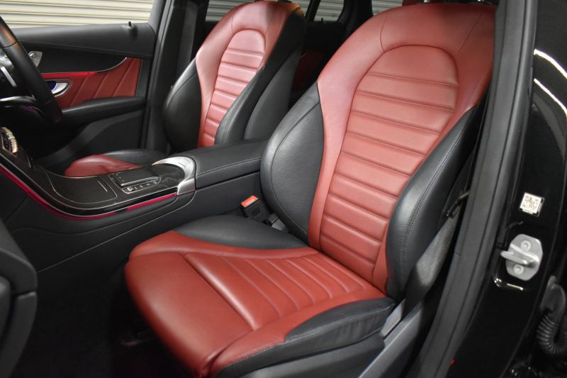 メルセデスベンツ GLC GLC220d 4ﾏﾁｯｸ  AMGﾗｲﾝ ﾚｻﾞｰｴｸｽｸﾙｰｼﾌﾞ ﾚｰﾀﾞｰｾｰﾌﾃｨP 後期型 1ｵｰﾅｰ車両 ｻﾝﾙｰﾌ 全席ﾋｰﾀｰ赤黒革 ﾃﾞｨｽﾄﾛﾆｯｸﾌﾟﾗｽ ﾌﾞﾗｲﾝﾄﾞｽﾎﾟｯﾄ ﾚｰﾝｷｰﾌﾟ AMGｴｱﾛ19AW ｷｰGO PTS ﾌｯﾄｹﾞｰﾄ HUD ﾌﾞﾙﾒｽﾀｰS 地ﾃﾞｼﾞﾅﾋﾞ 360ｶﾒﾗ 2年保証