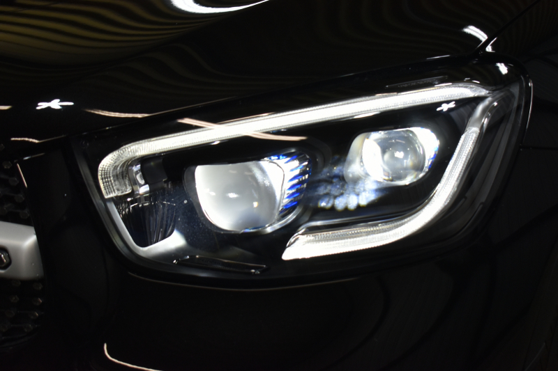 メルセデスベンツ GLC GLC220d 4ﾏﾁｯｸ  AMGﾗｲﾝ ﾚｻﾞｰｴｸｽｸﾙｰｼﾌﾞ ﾚｰﾀﾞｰｾｰﾌﾃｨP 後期型 1ｵｰﾅｰ車両 ｻﾝﾙｰﾌ 全席ﾋｰﾀｰ赤黒革 ﾃﾞｨｽﾄﾛﾆｯｸﾌﾟﾗｽ ﾌﾞﾗｲﾝﾄﾞｽﾎﾟｯﾄ ﾚｰﾝｷｰﾌﾟ AMGｴｱﾛ19AW ｷｰGO PTS ﾌｯﾄｹﾞｰﾄ HUD ﾌﾞﾙﾒｽﾀｰS 地ﾃﾞｼﾞﾅﾋﾞ 360ｶﾒﾗ 2年保証