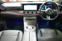 メルセデスベンツ Eクラス E200 ｽﾎﾟｰﾂ BSG搭載 ｴｸｽｸﾙｰｼﾌﾞP AMGﾗｲﾝｲﾝﾃﾘｱP ﾚｰﾀﾞｰｾｰﾌﾃｨP 後期型 1ｵｰﾅｰ ﾊﾟﾉﾗﾏｻﾝﾙｰﾌ 革 ﾌﾞﾙﾒｽﾀｰ HUD ｴｱﾊﾞﾗﾝｽP ﾊﾟﾜｰﾄﾗﾝｸ AMGｴｱﾛ19AW MBUXARﾅﾋﾞTV 360ｶﾒﾗ ﾜｲﾔﾚｽﾁｬｰｼﾞ ﾃﾞｨｽﾄﾛ ﾌﾞﾗｲﾝﾄﾞS ﾚｰﾝｷｰﾌﾟ 2年保証