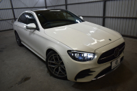 メルセデスベンツ Eクラス E200 ｽﾎﾟｰﾂ BSG搭載 ｴｸｽｸﾙｰｼﾌﾞP AMGﾗｲﾝｲﾝﾃﾘｱP ﾚｰﾀﾞｰｾｰﾌﾃｨP 後期型 1ｵｰﾅｰ ﾊﾟﾉﾗﾏｻﾝﾙｰﾌ 革 ﾌﾞﾙﾒｽﾀｰ HUD ｴｱﾊﾞﾗﾝｽP ﾊﾟﾜｰﾄﾗﾝｸ AMGｴｱﾛ19AW MBUXARﾅﾋﾞTV 360ｶﾒﾗ ﾜｲﾔﾚｽﾁｬｰｼﾞ ﾃﾞｨｽﾄﾛ ﾌﾞﾗｲﾝﾄﾞS ﾚｰﾝｷｰﾌﾟ 2年保証