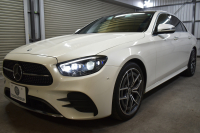 メルセデスベンツ Eクラス E200 ｽﾎﾟｰﾂ 1ｵﾅ ｴｸｽｸﾙｰｼﾌﾞP AMGﾗｲﾝｲﾝﾃﾘｱP ﾚｰﾀﾞｰｾｰﾌﾃｨP 真珠 後期型 ﾊﾟﾉﾗﾏｻﾝﾙｰﾌ 燃費12.8KM 全席ﾋｰﾀｰ黒革 ﾃﾞｨｽﾄﾛ BSM Lﾁｪﾝｼﾞ AMGｴｱﾛ19AW ｷｰﾚｽGO ﾊﾟｰｸﾄﾛ HUD ﾌﾞﾙﾒS ﾏﾙﾁｶﾗｰｱﾝﾋﾞｴﾝﾄ 対話式ﾅﾋﾞ 360ｶﾒﾗ 2年保証