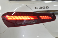 メルセデスベンツ Eクラス E200 ｽﾎﾟｰﾂ 1ｵﾅ ｴｸｽｸﾙｰｼﾌﾞP AMGﾗｲﾝｲﾝﾃﾘｱP ﾚｰﾀﾞｰｾｰﾌﾃｨP 真珠 後期型 ﾊﾟﾉﾗﾏｻﾝﾙｰﾌ 燃費12.8KM 全席ﾋｰﾀｰ黒革 ﾃﾞｨｽﾄﾛ BSM Lﾁｪﾝｼﾞ AMGｴｱﾛ19AW ｷｰﾚｽGO ﾊﾟｰｸﾄﾛ HUD ﾌﾞﾙﾒS ﾏﾙﾁｶﾗｰｱﾝﾋﾞｴﾝﾄ 対話式ﾅﾋﾞ 360ｶﾒﾗ 2年保証