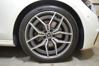 メルセデスベンツ Eクラス E200 ｽﾎﾟｰﾂ 1ｵﾅ ｴｸｽｸﾙｰｼﾌﾞP AMGﾗｲﾝｲﾝﾃﾘｱP ﾚｰﾀﾞｰｾｰﾌﾃｨP 真珠 後期型 ﾊﾟﾉﾗﾏｻﾝﾙｰﾌ 燃費12.8KM 全席ﾋｰﾀｰ黒革 ﾃﾞｨｽﾄﾛ BSM Lﾁｪﾝｼﾞ AMGｴｱﾛ19AW ｷｰﾚｽGO ﾊﾟｰｸﾄﾛ HUD ﾌﾞﾙﾒS ﾏﾙﾁｶﾗｰｱﾝﾋﾞｴﾝﾄ 対話式ﾅﾋﾞ 360ｶﾒﾗ 2年保証