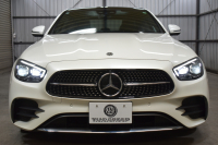 メルセデスベンツ Eクラス E200 ｽﾎﾟｰﾂ 1ｵﾅ ｴｸｽｸﾙｰｼﾌﾞP AMGﾗｲﾝｲﾝﾃﾘｱP ﾚｰﾀﾞｰｾｰﾌﾃｨP 真珠 後期型 ﾊﾟﾉﾗﾏｻﾝﾙｰﾌ 燃費12.8KM 全席ﾋｰﾀｰ黒革 ﾃﾞｨｽﾄﾛ BSM Lﾁｪﾝｼﾞ AMGｴｱﾛ19AW ｷｰﾚｽGO ﾊﾟｰｸﾄﾛ HUD ﾌﾞﾙﾒS ﾏﾙﾁｶﾗｰｱﾝﾋﾞｴﾝﾄ 対話式ﾅﾋﾞ 360ｶﾒﾗ 2年保証