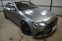 メルセデスベンツ Eクラス E200 ｽﾎﾟｰﾂ BSG搭載 ｴｸｽｸﾙｰｼﾌﾞP AMGﾗｲﾝｲﾝﾃﾘｱP ﾚｰﾀﾞｰｾｰﾌﾃｨP 後期型 ﾏｯﾄｸﾞﾚｰ ﾊﾟﾉﾗﾏｻﾝﾙｰﾌ 革 ﾌﾞﾙﾒｽﾀｰ HUD ｴｱﾊﾞﾗﾝｽP ﾊﾟﾜｰﾄﾗﾝｸ AMGｴｱﾛ19AW MBUXARﾅﾋﾞTV 360ｶﾒﾗ ﾜｲﾔﾚｽﾁｬｰｼﾞ ﾃﾞｨｽﾄﾛ ﾌﾞﾗｲﾝﾄﾞS ﾚｰﾝｷｰﾌﾟ 2年保証