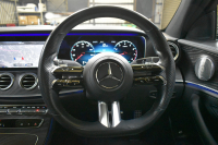 メルセデスベンツ Eクラス E200 ｽﾎﾟｰﾂ BSG搭載 ｴｸｽｸﾙｰｼﾌﾞP AMGﾗｲﾝｲﾝﾃﾘｱP ﾚｰﾀﾞｰｾｰﾌﾃｨP 後期型 ﾏｯﾄｸﾞﾚｰ ﾊﾟﾉﾗﾏｻﾝﾙｰﾌ 革 ﾌﾞﾙﾒｽﾀｰ HUD ｴｱﾊﾞﾗﾝｽP ﾊﾟﾜｰﾄﾗﾝｸ AMGｴｱﾛ19AW MBUXARﾅﾋﾞTV 360ｶﾒﾗ ﾜｲﾔﾚｽﾁｬｰｼﾞ ﾃﾞｨｽﾄﾛ ﾌﾞﾗｲﾝﾄﾞS ﾚｰﾝｷｰﾌﾟ 2年保証