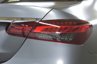 メルセデスベンツ Eクラス E200 ｽﾎﾟｰﾂ BSG搭載 ｴｸｽｸﾙｰｼﾌﾞP AMGﾗｲﾝｲﾝﾃﾘｱP ﾚｰﾀﾞｰｾｰﾌﾃｨP 後期型 ﾏｯﾄｸﾞﾚｰ ﾊﾟﾉﾗﾏｻﾝﾙｰﾌ 革 ﾌﾞﾙﾒｽﾀｰ HUD ｴｱﾊﾞﾗﾝｽP ﾊﾟﾜｰﾄﾗﾝｸ AMGｴｱﾛ19AW MBUXARﾅﾋﾞTV 360ｶﾒﾗ ﾜｲﾔﾚｽﾁｬｰｼﾞ ﾃﾞｨｽﾄﾛ ﾌﾞﾗｲﾝﾄﾞS ﾚｰﾝｷｰﾌﾟ 2年保証