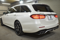 AMG Eクラス E53 4ﾏﾁｯｸ+ ﾜｺﾞﾝ ISG搭載 ｴｸｽｸﾙｰｼﾌﾞP ﾚｰﾀﾞｰｾｰﾌﾃｨP ﾊﾟﾉﾗﾏｻﾝﾙｰﾌ 革 ﾍﾞﾝﾁﾚｰﾀｰ ﾏｯｻｰｼﾞ ﾌﾞﾙﾒｽﾀｰS HUD ﾌｯﾄｹﾞｰﾄ ｴｱﾛ20AW ﾃﾞｨｽﾄﾛ ﾌﾞﾗｲﾝﾄﾞS ﾚｰﾝｷｰﾌﾟ ﾅﾋﾞTV 360ｶﾒﾗ ｷｰﾚｽｺﾞｰ 2年保証