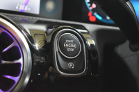 メルセデスベンツ CLAクラス CLA200d ｼｭｰﾃｨﾝｸﾞﾌﾞﾚｰｸ AMGﾗｲﾝP AMGﾚｻﾞｰｴｸｽｸﾙｰｼﾌﾞ ｱﾄﾞﾊﾞﾝｽﾄﾞ ﾚｰﾀﾞｰSP ﾊﾟﾉﾗﾏｻﾝR ﾋｰﾀｰ赤黒革 ﾃﾞｨｽﾄﾛ BSM Lﾁｪﾝｼﾞ AMGｴｱﾛ18AW ｷｰﾚｽGO PTS  HUD 対話式ﾅﾋﾞ 360ｶﾒﾗ 2年保証