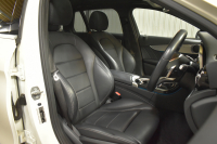 メルセデスベンツ Cクラス C180 ﾜｺﾞﾝ ﾛｰﾚｳｽｴﾃﾞｨｼｮﾝ ﾚｰﾀﾞｰｾｰﾌﾃｨP 特別仕様車 1ｵｰﾅｰ MEｺﾈｸﾄ ﾊﾟﾉﾗﾏｻﾝﾙｰﾌ ﾋｰﾀｰ黒革 ﾃﾞｨｽﾄﾛ BSM Lｷｰﾌﾟ AMGｴｱﾛ18AW ｷｰﾚｽGO PTS 電動ﾘｱｹﾞｰﾄ LEDﾍｯﾄﾞﾗｲﾄ 地ﾃﾞｼﾞﾅﾋﾞ Bｶﾒﾗ 2年保証