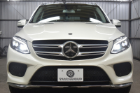 メルセデスベンツ GLE GLE350d 4ﾏﾁｯｸ ｽﾎﾟｰﾂ ﾚｰﾀﾞｰP 3.0ℓV型6気筒ﾀｰﾎﾞ 全席ﾋｰﾀｰ黒革 ﾊﾟﾉﾗﾏｻﾝﾙｰﾌ ﾊｰﾏﾝｶｰﾄﾞﾝ ﾃﾞｨｽﾄﾛ ﾌﾞﾗｲﾝﾄﾞｽﾎﾟｯﾄ ﾚｰﾝｷｰﾌﾟ AMGｴｱﾛ20AW ｻｲﾄﾞﾗﾝﾆﾝｸﾞﾎﾞｰﾄﾞ地ﾃﾞｼﾞﾅﾋﾞ360ｶﾒﾗ ﾊﾟｰｸﾄﾛ 2年保証