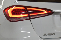 メルセデスベンツ Aクラス A180 Edition1 ﾚｰﾀﾞｰSP 限定150台 MEｺﾈｸﾄ MBUXｼｽﾃﾑ Edition1専用内装 ﾃﾞｨｽﾄﾛ BSM Lﾁｪﾝｼﾞ AMGｴｱﾛ19AW ﾏﾙﾁLED ｷｰGO PTS HUD 10.25ｲﾝﾁｺｯｸﾋﾟｯﾄﾃﾞｨｽﾌﾟﾚｲ 対話式ﾅﾋﾞTV 360ｶﾒﾗ 2年保証