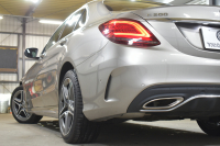 メルセデスベンツ Cクラス C200 ﾛｰﾚｳｽED ｽﾎﾟｰﾂﾌﾟﾗｽP ﾚｰﾀﾞｰｾｰﾌﾃｨP 後期 革 ﾍｯﾄﾞｱｯﾌﾟD 液晶ﾒｰﾀｰ ﾌｯﾄﾄﾗﾝｸ ﾜｲﾔﾚｽﾁｬｰｼﾞ ｴｱｻｽ AMGｴｱﾛ18AW ﾃﾞｨｽﾄﾛﾆｯｸ ﾌﾞﾗｲﾝﾄﾞｽﾎﾟｯﾄ ﾚｰﾝｷｰﾌﾟ ﾅﾋﾞTV ﾊﾞｯｸｶﾒﾗ ｷｰﾚｽｺﾞｰ 2年保証