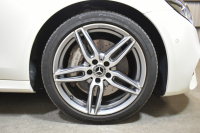 メルセデスベンツ Eクラス E300 AVG ｽﾎﾟｰﾂ ｴｸｽｸﾙｰｼﾌﾞ ﾚｰﾀﾞｰP 中期  258馬力 ﾊﾟﾉﾗﾏｻﾝﾙｰﾌ ﾌﾞﾙﾒｽﾀｰS 全席ﾋｰﾀｰ黒革 ﾃﾞｨｽﾄﾛ Lﾁｪﾝｼﾞ BSM AMGｴｱﾛ19AW ｷｰﾚｽGo ﾌｯﾄﾄﾗﾝｸ MEｺﾈｸﾄ 地ﾃﾞｼﾞ360ｶﾒﾗ 2年保証