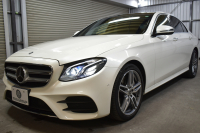 メルセデスベンツ Eクラス E300 AVG ｽﾎﾟｰﾂ ｴｸｽｸﾙｰｼﾌﾞ ﾚｰﾀﾞｰP 中期  258馬力 ﾊﾟﾉﾗﾏｻﾝﾙｰﾌ ﾌﾞﾙﾒｽﾀｰS 全席ﾋｰﾀｰ黒革 ﾃﾞｨｽﾄﾛ Lﾁｪﾝｼﾞ BSM AMGｴｱﾛ19AW ｷｰﾚｽGo ﾌｯﾄﾄﾗﾝｸ MEｺﾈｸﾄ 地ﾃﾞｼﾞ360ｶﾒﾗ 2年保証