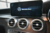 メルセデスベンツ Cクラス C220d ﾛｰﾚｳｽED ｽﾎﾟｰﾂﾌﾟﾗｽP ﾚｰﾀﾞｰｾｰﾌﾃｨP 後期 革 ﾍｯﾄﾞｱｯﾌﾟD 液晶ﾒｰﾀｰ ﾌｯﾄﾄﾗﾝｸ ﾜｲﾔﾚｽﾁｬｰｼﾞ ｴｱｻｽ AMGｴｱﾛ18AW ﾃﾞｨｽﾄﾛﾆｯｸ ﾌﾞﾗｲﾝﾄﾞｽﾎﾟｯﾄ ﾚｰﾝｷｰﾌﾟ ﾅﾋﾞTV ﾊﾞｯｸｶﾒﾗ ｷｰﾚｽｺﾞｰ 2年保証