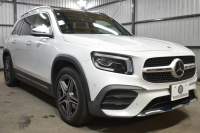 メルセデスベンツ GLB GLB200d 4ﾏﾁｯｸ AMGﾗｲﾝ AMGﾚｻﾞｰｴｸｽｸﾙｰｼﾌﾞP ﾅﾋﾞｹﾞｰｼｮﾝP ﾚｰﾀﾞｰｾｰﾌﾃｨP 1ｵｰﾅｰ ﾊﾟﾉﾗﾏｻﾝﾙｰﾌ 革 AMGｴｱﾛ19AW MBUXﾅﾋﾞTV ﾃﾞｨｽﾄﾛ ﾌﾞﾗｲﾝﾄﾞS 360ｶﾒﾗ ﾜｲﾔﾚｽﾁｬｰｼﾞ ﾌｯﾄｹﾞｰﾄ ｷｰﾚｽｺﾞｰ 2年保証