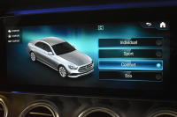 メルセデスベンツ Eクラス E200 ｽﾎﾟｰﾂ BSG搭載 ｴｸｽｸﾙｰｼﾌﾞP AMGﾗｲﾝｲﾝﾃﾘｱP ﾚｰﾀﾞｰｾｰﾌﾃｨP 後期型 革 ﾌﾞﾙﾒｽﾀｰ HUD ｴｱﾊﾞﾗﾝｽP ﾊﾟﾜｰﾄﾗﾝｸ AMGｴｱﾛ19AW MBUXARﾅﾋﾞTV 360ｶﾒﾗ ﾜｲﾔﾚｽﾁｬｰｼﾞ ﾃﾞｨｽﾄﾛ ﾌﾞﾗｲﾝﾄﾞS ﾚｰﾝｷｰﾌﾟ 2年保証