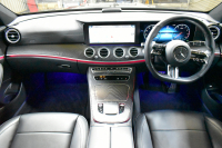 メルセデスベンツ Eクラス E200 ｽﾎﾟｰﾂ BSG搭載 ｴｸｽｸﾙｰｼﾌﾞP AMGﾗｲﾝｲﾝﾃﾘｱP ﾚｰﾀﾞｰｾｰﾌﾃｨP 後期型 1ｵｰﾅｰ 革 ﾌﾞﾙﾒｽﾀｰ HUD ｴｱﾊﾞﾗﾝｽP ﾊﾟﾜｰﾄﾗﾝｸ AMGｴｱﾛ19AW MBUXARﾅﾋﾞTV 360ｶﾒﾗ ﾜｲﾔﾚｽﾁｬｰｼﾞ ﾃﾞｨｽﾄﾛ ﾌﾞﾗｲﾝﾄﾞS ﾚｰﾝｷｰﾌﾟ 2年保証