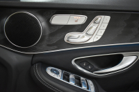 メルセデスベンツ Cクラス C220d ﾛｰﾚｳｽED ﾚｰﾀﾞｰｾｰﾌﾃｨP AMGﾗｲﾝ ﾍﾞｰｼｯｸP 特別仕様車 1ｵｰﾅｰ 革 AMGｴｱﾛ18AW ｴｱｻｽ ﾃﾞｨｽﾄﾛﾆｯｸ ﾌﾞﾗｲﾝﾄﾞｽﾎﾟｯﾄ ﾚｰﾝｷｰﾌﾟ ﾊﾟｰｷﾝｸﾞﾊﾟｲﾛｯﾄ ﾊﾟｰｸﾄﾛﾆｯｸ ｷｰﾚｽｺﾞｰ ﾅﾋﾞTV Bｶﾒﾗ 2年保証