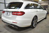 メルセデスベンツ Eクラス E200ﾜｺﾞﾝ AVG ｽﾎﾟｰﾂ 本革仕様 ﾚｰﾀﾞｰSP  9速AT 全席ﾋｰﾀｰ黒革 ﾃﾞｨｽﾄﾛ ﾌﾞﾗｲﾝﾄﾞｽﾎﾟｯﾄ Lｷｰﾌﾟ AMGｴｱﾛ19AW ｷｰﾚｽGO PTS ﾌｯﾄｹﾞｰﾄ ﾌﾞﾙﾒｽﾀｰS 地ﾃﾞｼﾞ360ｶﾒﾗ 2年保証