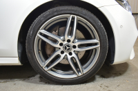 メルセデスベンツ Eクラス E200ﾜｺﾞﾝ AVG ｽﾎﾟｰﾂ 本革仕様 ﾚｰﾀﾞｰSP  9速AT 全席ﾋｰﾀｰ黒革 ﾃﾞｨｽﾄﾛ ﾌﾞﾗｲﾝﾄﾞｽﾎﾟｯﾄ Lｷｰﾌﾟ AMGｴｱﾛ19AW ｷｰﾚｽGO PTS ﾌｯﾄｹﾞｰﾄ ﾌﾞﾙﾒｽﾀｰS 地ﾃﾞｼﾞ360ｶﾒﾗ 2年保証