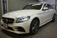 メルセデスベンツ Cクラス C200 ﾛｰﾚｳｽｴﾃﾞｨｼｮﾝ ｽﾎﾟｰﾂ+P ﾚｰﾀﾞｰｾｰﾌﾃｨP 最終特別仕様 MEｺﾈ 9速 BSG搭載 HUD ﾋｰﾀｰ黒革 ﾃﾞｨｽﾄﾛ BSM Lｷｰﾌﾟ AMGｴｱﾛ18AW ｷｰﾚｽGo PTS 液晶ﾒｰﾀｰ LEDﾍｯﾄﾞﾗｲﾄ 地ﾃﾞｼﾞﾅﾋﾞ Bｶﾒﾗ 2年保証