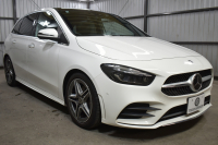 メルセデスベンツ Bクラス B200d AMGﾗｲﾝ AMGﾚｻﾞｰｴｸｽｸﾙｰｼﾌﾞP ｱﾄﾞﾊﾞﾝｽﾄﾞP ﾅﾋﾞｹﾞｰｼｮﾝP ﾚｰﾀﾞｰｾｰﾌﾃｨP ﾊﾟﾉﾗﾏｻﾝﾙｰﾌ 革 HUD 360ｶﾒﾗ ｱﾄﾞﾊﾞﾝｽﾄﾞｻｳﾝﾄﾞ AMGｴｱﾛ18AW ﾃﾞｨｽﾄﾛ ﾌﾞﾗｲﾝﾄﾞS ﾚｰﾝｷｰﾌﾟ MBUXﾅﾋﾞTV ﾌｯﾄｹﾞｰﾄ 2年保証