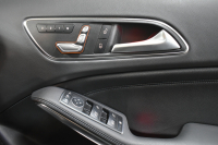 メルセデスベンツ GLA GLA220 4M ﾚｻﾞｰEXC ﾚｰﾀﾞｰSP  後期型 184馬力 4WD 1ｵｰﾅｰ ﾊﾟﾉﾗﾏｻﾝﾙｰﾌ ﾋｰﾀｰ黒革 ﾃﾞｨｽﾄﾛ Bｽﾎﾟｯﾄ 専用18AW&ﾊﾞﾝﾊﾟｰ 駐車支援 ｷｰGO ﾊｰﾏﾝK PTS ﾌｯﾄｹﾞｰﾄ 地ﾃﾞｼﾞBｶﾒﾗ 2年保証