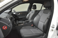 メルセデスベンツ Cクラス C200 ﾌﾞﾙｰｴﾌｨｼｪﾝｼｰ ｱﾊﾞﾝｷﾞｬﾙﾄﾞ ﾚｰﾀﾞｰｾｰﾌﾃｨP AMGｽﾀｲﾘﾝｸﾞP ｱﾄﾞﾊﾞﾝｽﾄﾗｲﾄP 後期 AMGｴｱﾛ17AW  ﾃﾞｨｽﾄﾛﾆｯｸ ﾌﾞﾗｲﾝﾄﾞｽﾎﾟｯﾄ ﾚｰﾝｷｰﾌﾟ ﾅﾋﾞTV ﾊﾞｯｸｶﾒﾗ 2年保証