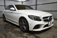 メルセデスベンツ Cクラス C220d AVG AMGﾗｲﾝ ﾚｰﾀﾞｰｾｰﾌﾃｨP 後期型  燃費18.9km  ﾋｰﾀｰ黒革 ﾃﾞｨｽﾄﾛ BSM Lﾁｪﾝｼﾞ 誤発進 AMGｴｱﾛ18AW  ｷｰﾚｽGO ﾊﾟｰｸﾄﾛ LEDﾍｯﾄﾞﾗｲﾄ ﾏﾙﾁｱﾝﾋﾞｴﾝﾄ 地ﾃﾞｼﾞﾅﾋﾞBｶﾒﾗ 2年保証