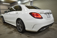 メルセデスベンツ Cクラス C220d AVG AMGﾗｲﾝ ﾚｰﾀﾞｰｾｰﾌﾃｨP 後期型  燃費18.9km  ﾋｰﾀｰ黒革 ﾃﾞｨｽﾄﾛ BSM Lﾁｪﾝｼﾞ 誤発進 AMGｴｱﾛ18AW  ｷｰﾚｽGO ﾊﾟｰｸﾄﾛ LEDﾍｯﾄﾞﾗｲﾄ ﾏﾙﾁｱﾝﾋﾞｴﾝﾄ 地ﾃﾞｼﾞﾅﾋﾞBｶﾒﾗ 2年保証