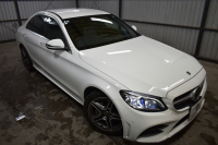 メルセデスベンツ Cクラス C220d AVG AMGﾗｲﾝ ﾚｰﾀﾞｰｾｰﾌﾃｨP 後期型  燃費18.9km  ﾋｰﾀｰ黒革 ﾃﾞｨｽﾄﾛ BSM Lﾁｪﾝｼﾞ 誤発進 AMGｴｱﾛ18AW  ｷｰﾚｽGO ﾊﾟｰｸﾄﾛ LEDﾍｯﾄﾞﾗｲﾄ ﾏﾙﾁｱﾝﾋﾞｴﾝﾄ 地ﾃﾞｼﾞﾅﾋﾞBｶﾒﾗ 2年保証